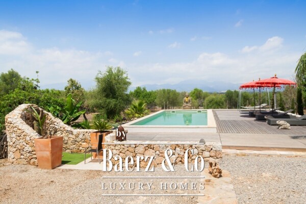 photo 3 Exceptional country house with amazing views