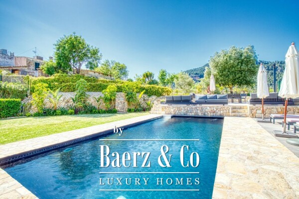 photo 2 Mediterranean Villa with Vacation License