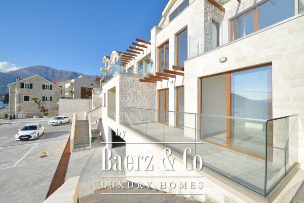 photo 4 Seaview Apartment in Tivat