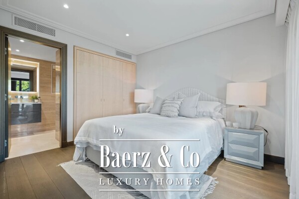 photo 21 Amazing Penthouse with Sea and Mountain view