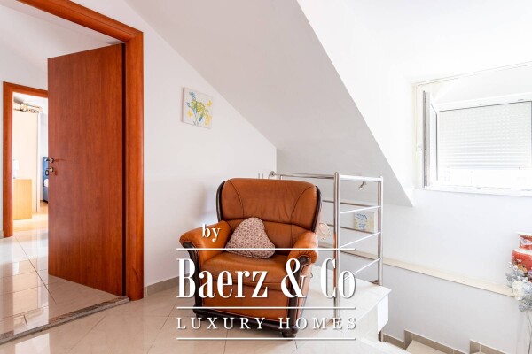 photo 27 Novalja, house with 10 apartments near the center with a sea view