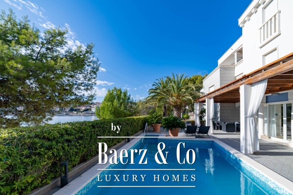 photo 61 Split, Čiovo, modern villa/boutique hotel with 8 apartments, first row to the sea