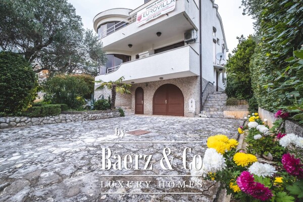 photo 40 Island of Krk, City of Krk, extraordinary house in the first row to the sea NKP 260 m2