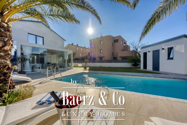 photo 46 Rovinj, an impressive family villa with a pool located in a quiet location