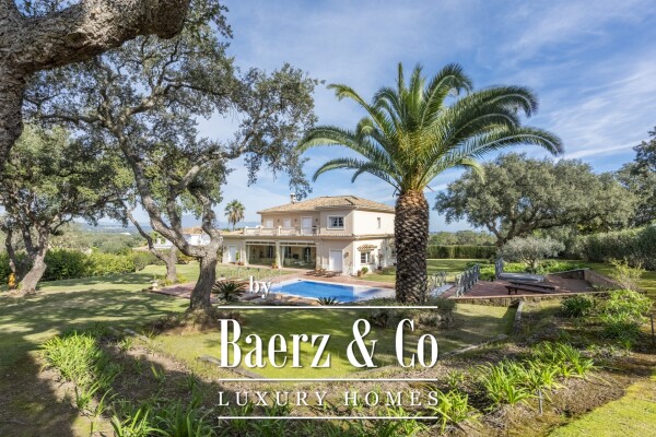 photo 3 Beautiful luxury home in San Roque, San Roque Club