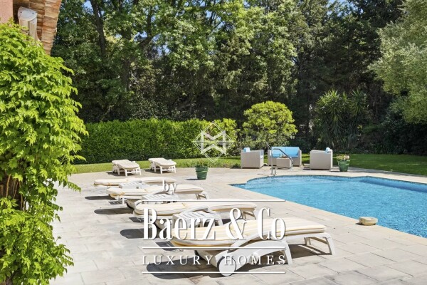 photo 4 Walking distance from the village