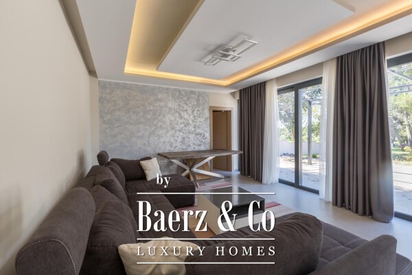 photo 4 Istria, Rovinj, modern architectural villa 300 meters from the sea