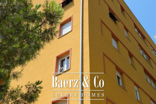 photo 2 Zadar, Center, beautiful flat, first row to the sea, with garage and parking space, 135m2