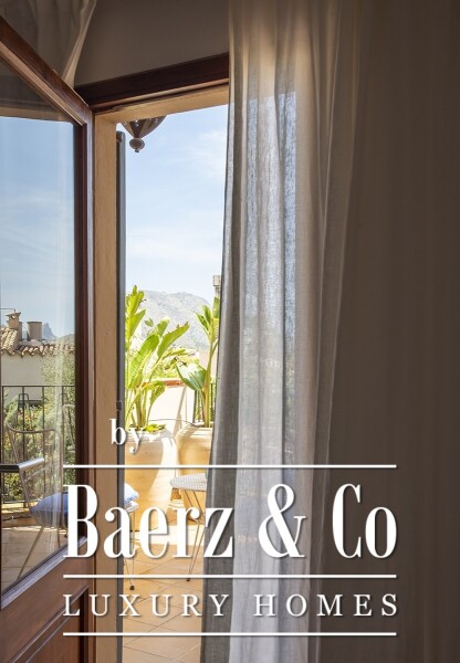 photo 23 Boutique townhouse with stunning views and rental license