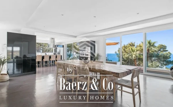 photo 13 Beautiful luxury home in Cala moli