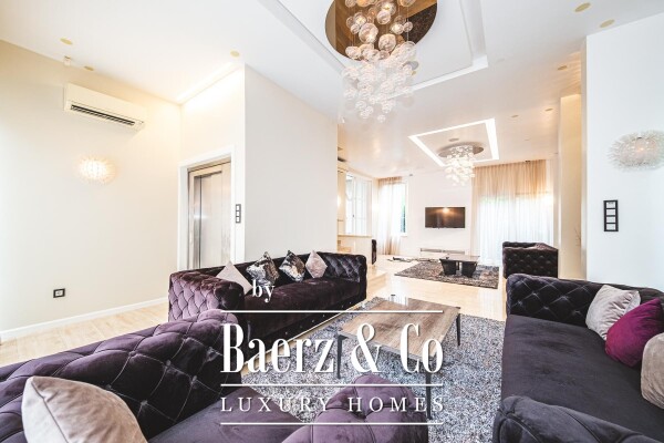 photo 1 Zagreb, Remete, luxury family villa with pool