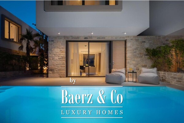 photo 2 Pašman, Tkon, beautiful villa with pool, first row by the sea