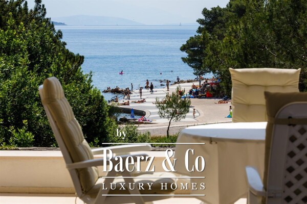 photo 6 Krk, house with 3 apartments by the beach. A rare opportunity on the market