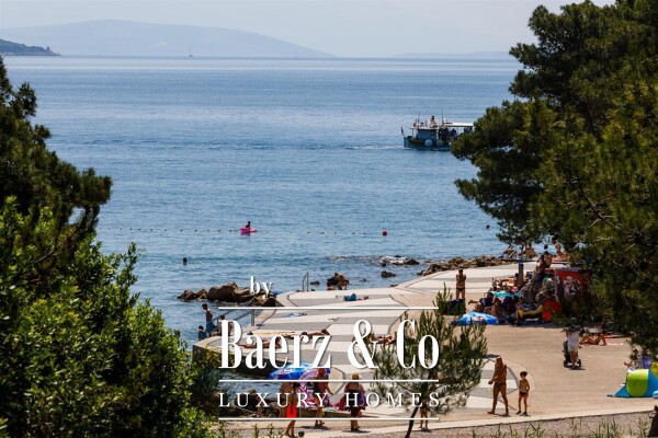 photo 9 Krk, house with 3 apartments by the beach. A rare opportunity on the market