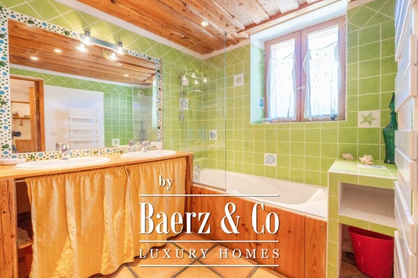 photo 8 6-bedrooms semi-detached chalet in a family hamlet