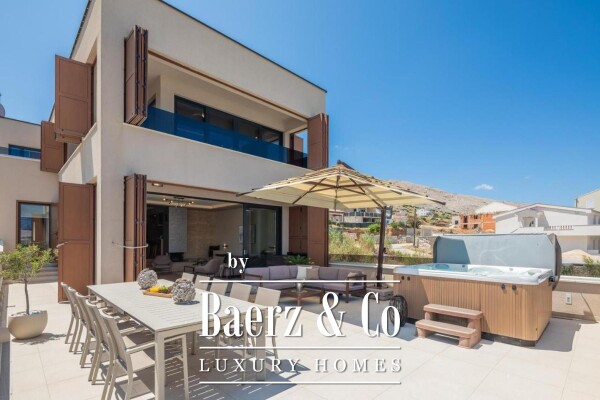 photo 8 Pag beautiful villa with sea view 350m2 200 meters from the sea