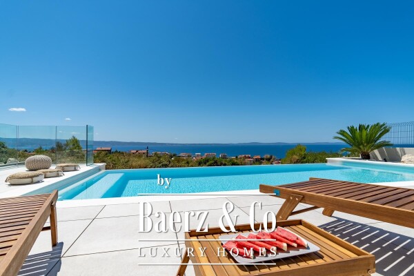 photo 21 Podstrana, moderna vila s bazenom i otvorenim pogledom na more