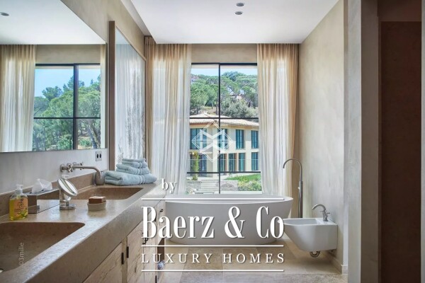 photo 14 Exceptional newly built  property - 3 hectares - Sea view