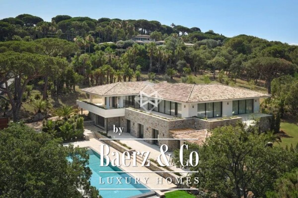 photo 1 Saint-Tropez, new property between the village and the beaches