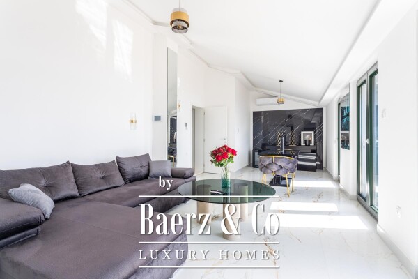 photo 2 Ciovo, luxury villa with pool and sea view