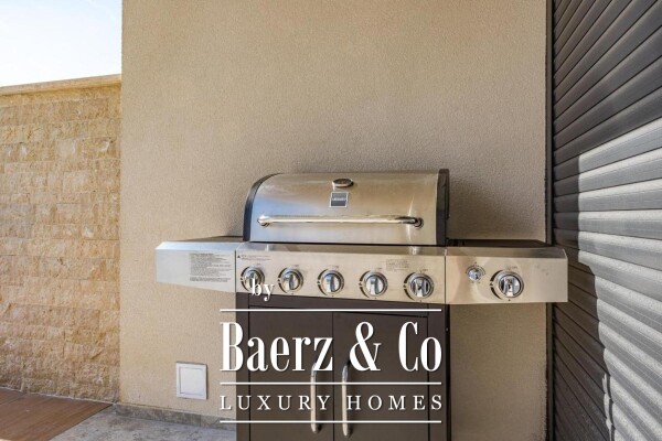 photo 17 Istria, Banjole, semi-detached villa first row to the sea 244 m2 with a view of the Marina