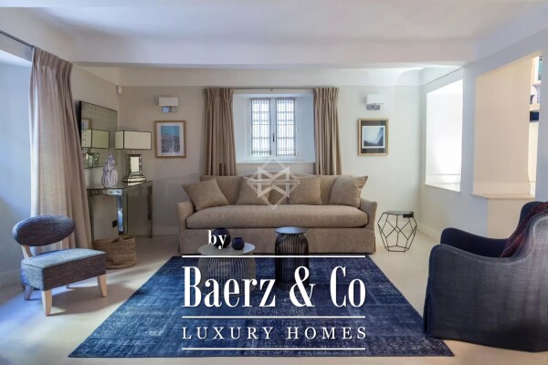 photo 2 Superb house in the center of Saint-Tropez