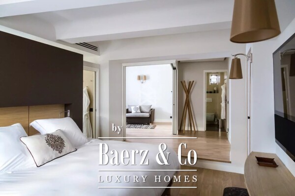 photo 8 Superb house in the center of Saint-Tropez