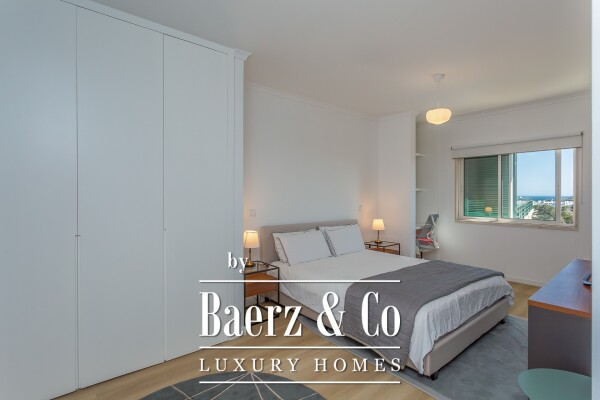 photo 28 5-Bedroom Penthouse in Estoril - Sea View