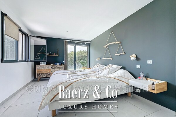 photo 15 Beautiful contemporary villa with pool and summer kitchen