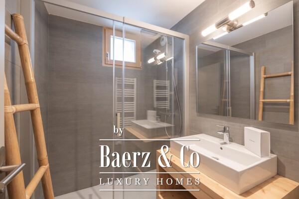 photo 6 STUNNING 4-BEDROOM APARTMENT + GARDEN - HEART OF THE RESORT