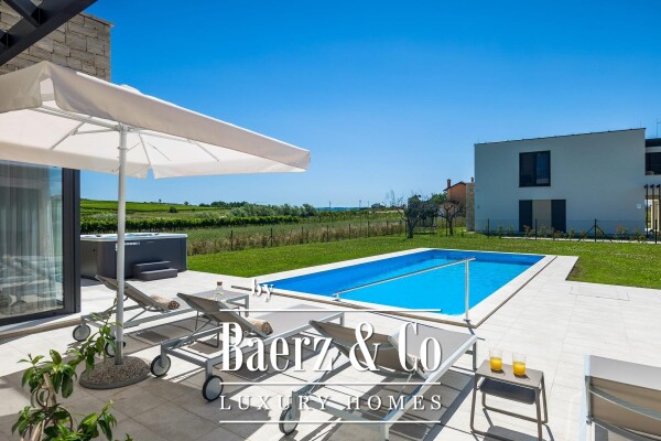 photo 13 Istria, Brtonigla, modern villa with swimming pool and jacuzzi