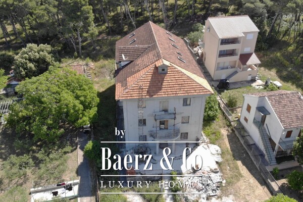 photo 26 Zlarin, spacious house with apartments under renovation, 1200 m²