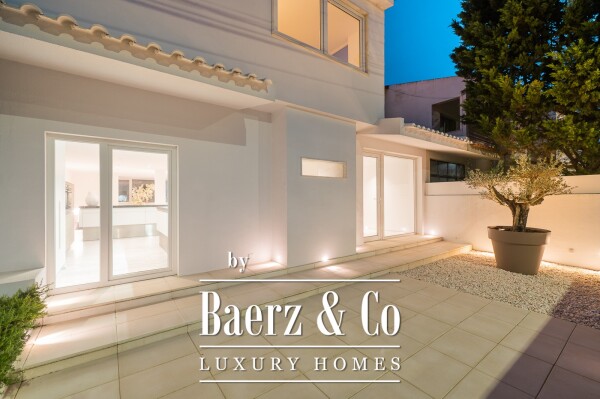 photo 3 Fully Renovated 4-Bedroom Villa by the Beach | Bafureira | Quiet Residential Area