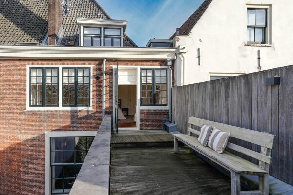 photo 62 Rapenburg 45