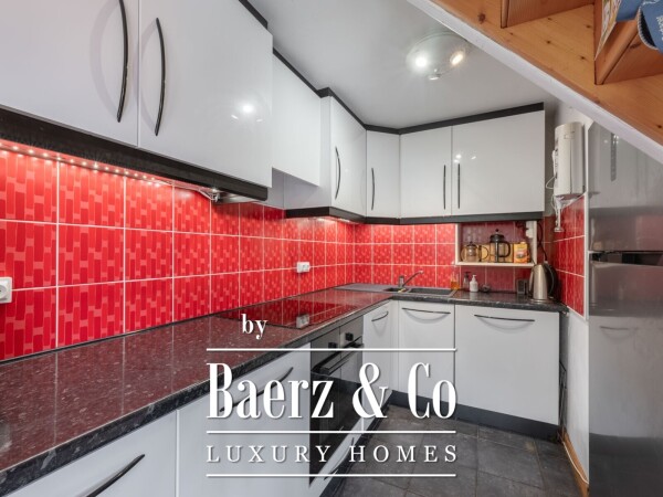 photo 4 3-bedroom penthouse - Ideally located