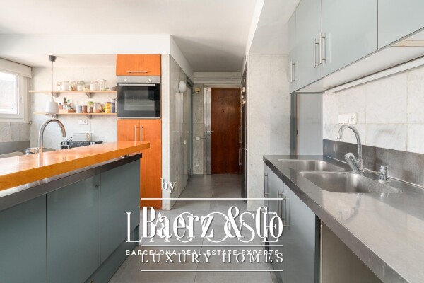 photo 10 Barcelona, Les Tres Torres