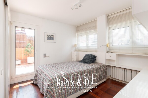 photo 18 Barcelona, Les Tres Torres