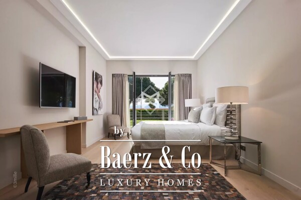 photo 9 Cannes Croisette - Rare Villa on the Croisette