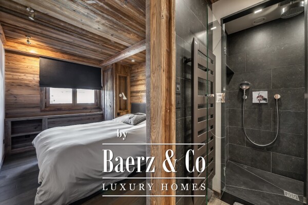 photo 11 4-bedroom-apartment - Heart of the Vieux Village