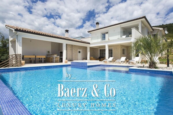 photo 1 Istria, Labin, beautiful villa with sea view full of amenities