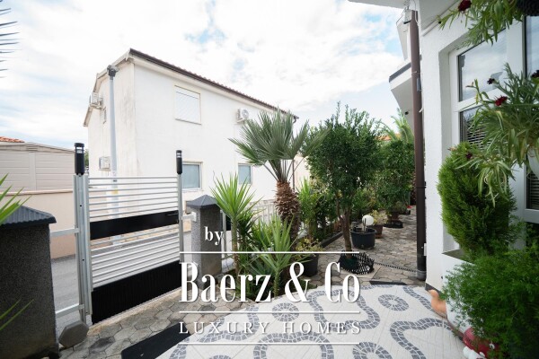 photo 2 Zadar, Vir, beautiful house with two apartments and sea view