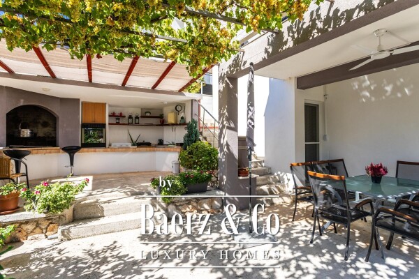 photo 31 Čiovo, Okrug Gornji,  4-apartment house with an outdoor kitchen, third row from the sea