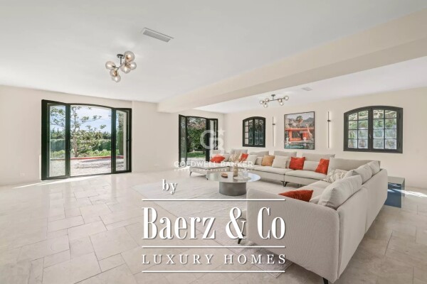 photo 7 Castellaras and absolute quiet, renovated Florentine villa