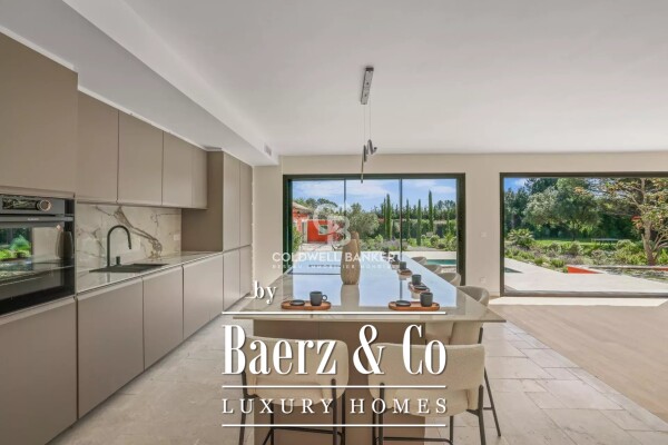 photo 11 Castellaras and absolute quiet, renovated Florentine villa