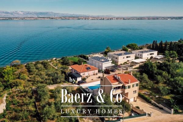 photo 1 Island of Ugljan, Sutomišćica, house with swimming pool and sea view