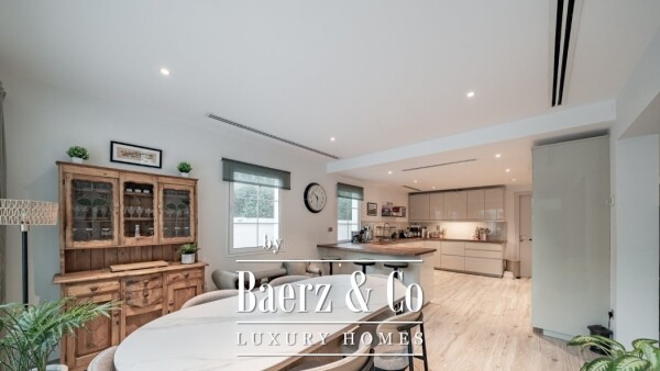 photo 4 Luxury 4-Bedroom Villa with Private Pool in Jumeirah Village Triangle