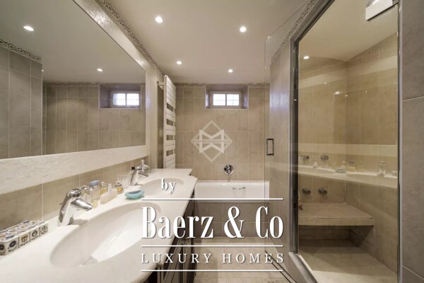 photo 10 Charming Provençal Villa with Panoramic Views