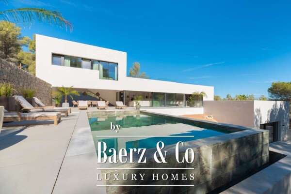 photo 1 Beautiful luxury home in Roca Llisa, Roca Llisa