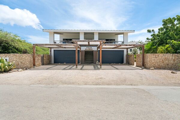 photo 2 Villa Vista Alegre – Luxury Living with Ocean Views