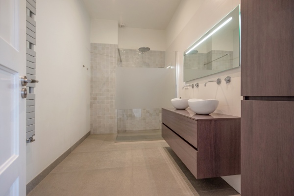 photo 61 Van Dorpstraat 4